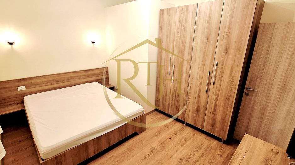 Oferim spre inchiriere, apartament cu 2 camere, curte proprie, parcare, Giroc - Poză 2