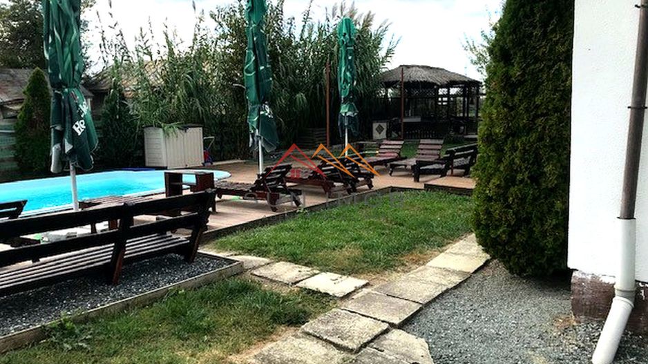 De vanzare pensiune 14 camere, teren 1500 mp, multiple dotari - Poză 10