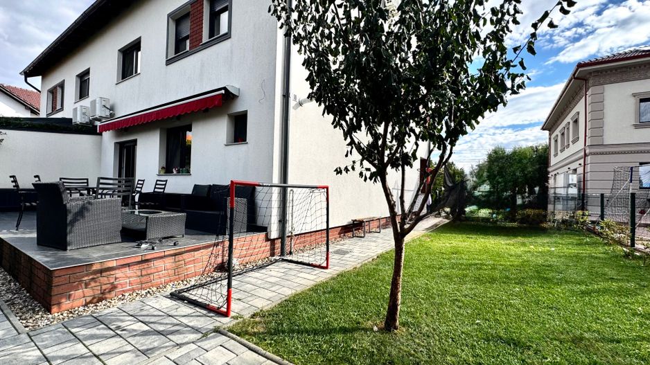 Casa spațioasă, cu teren generos, zona liniștită - in Braytim - Poză 24