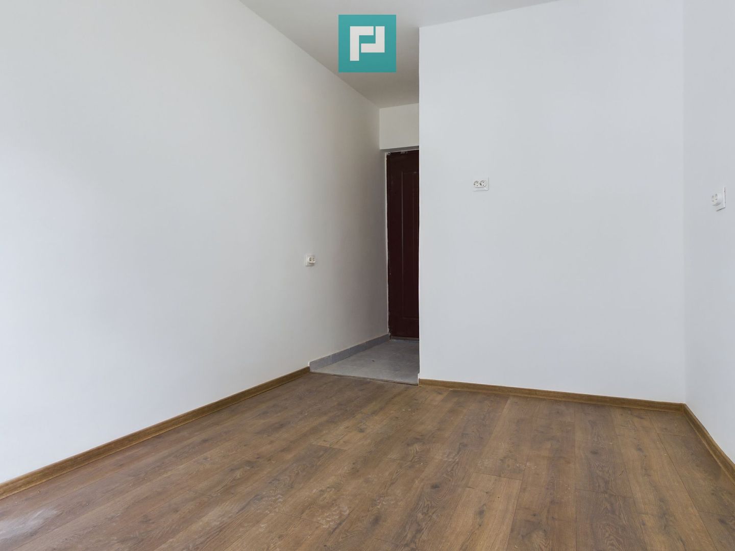 Garsoniera, zona Romanilor - Poză 6