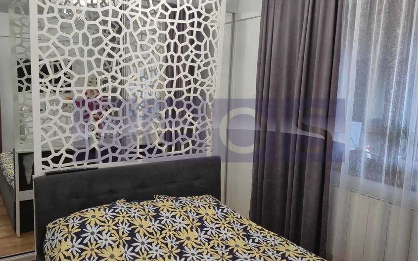 DE VANZARE PRELUNGIREA GHENCEA 2 CAMERE 70 MP | DECOMANDAT - Poză 3