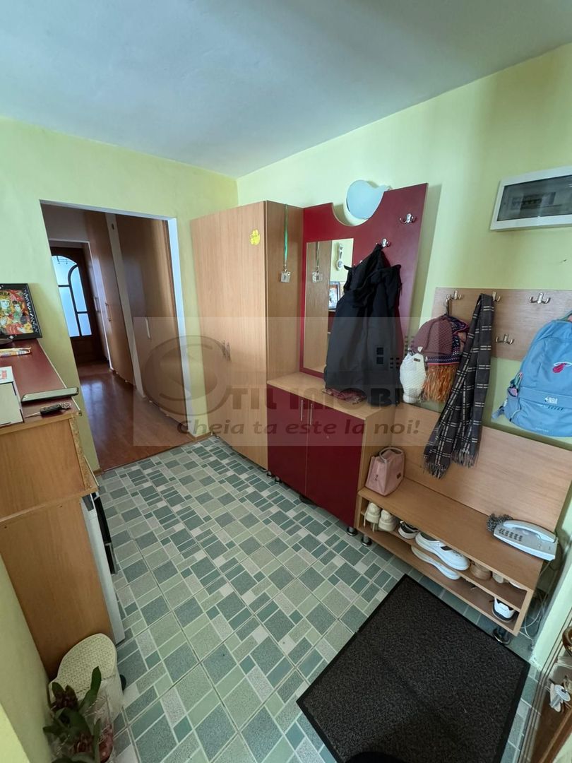 Apartament cu 3 camere – 71 m.p.- Nicolina 2, geam la baie - Poză 10