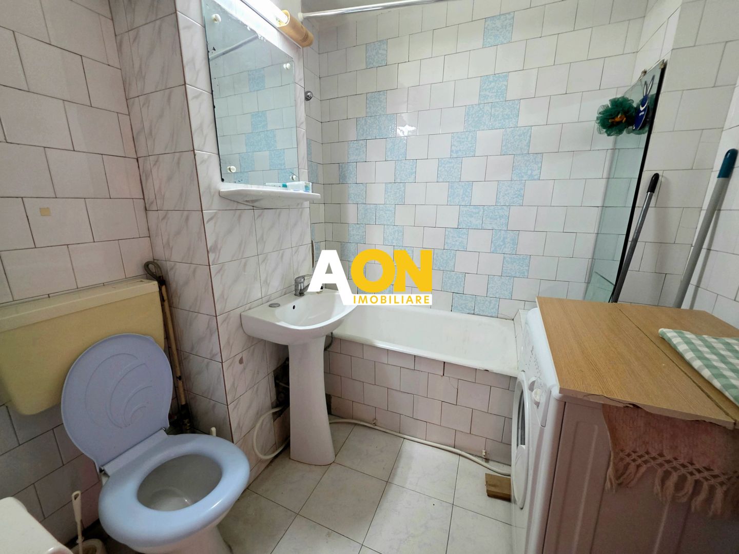 Apartament 2 Camere Decomandat Zona Cetate - Poză 8