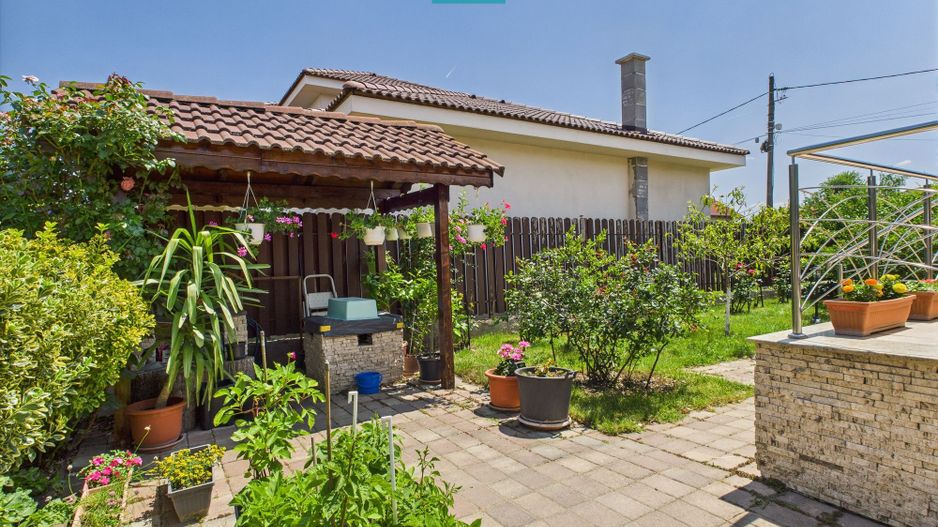 Casă cochetă în Sânleani - Cartierul Florilor - Poză 37