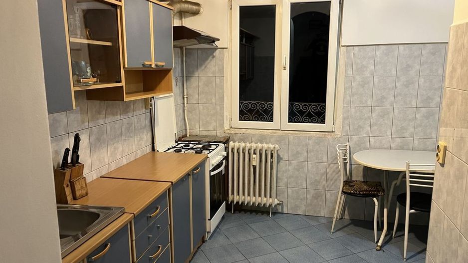 Apartament 3 camere decomandat 5 minute de metrou Valea Ialomitei - Poză 6