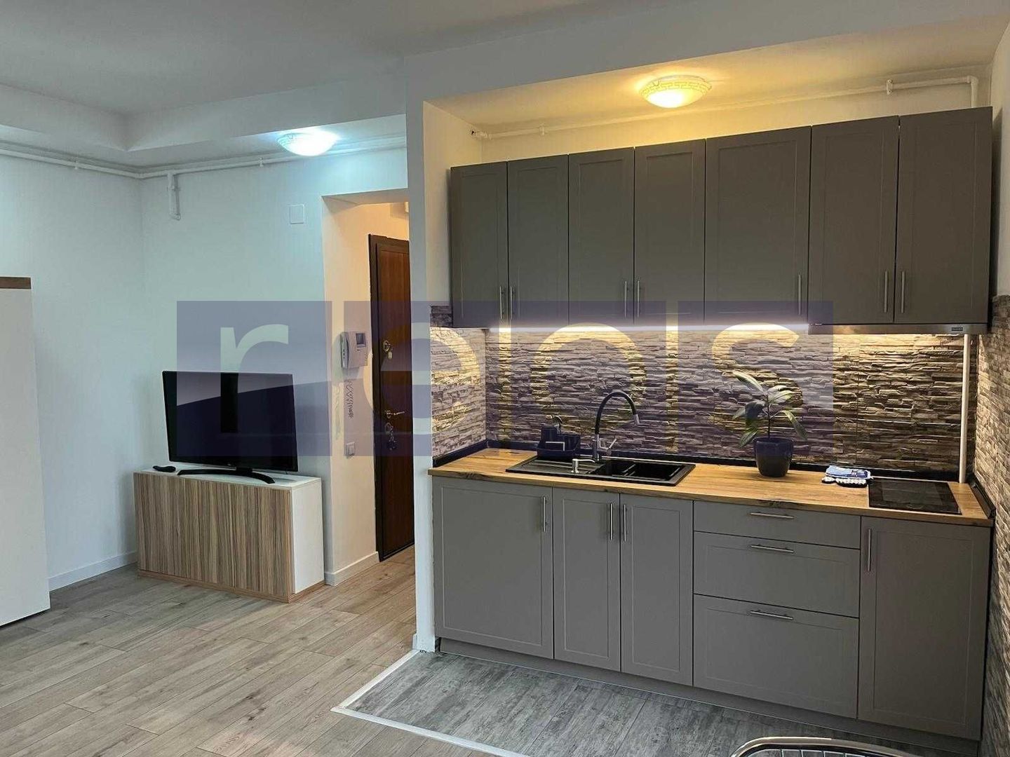 VANZARE STUDIO MODERN | COSMOPOLIS | RENOVAT COMPLET | IDEAL INVESTITIE | - Poză 5