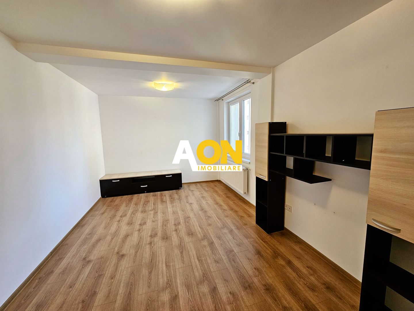 Penthouse 4 camere, mobilat, 100 mp utili + terasa 88 mp, ultracentral - Poză 2