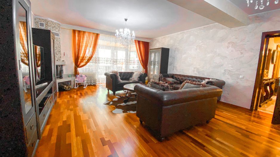 Refugiu Modern în Natură – Vilă Premium cu Design Contemporan - Poză 2