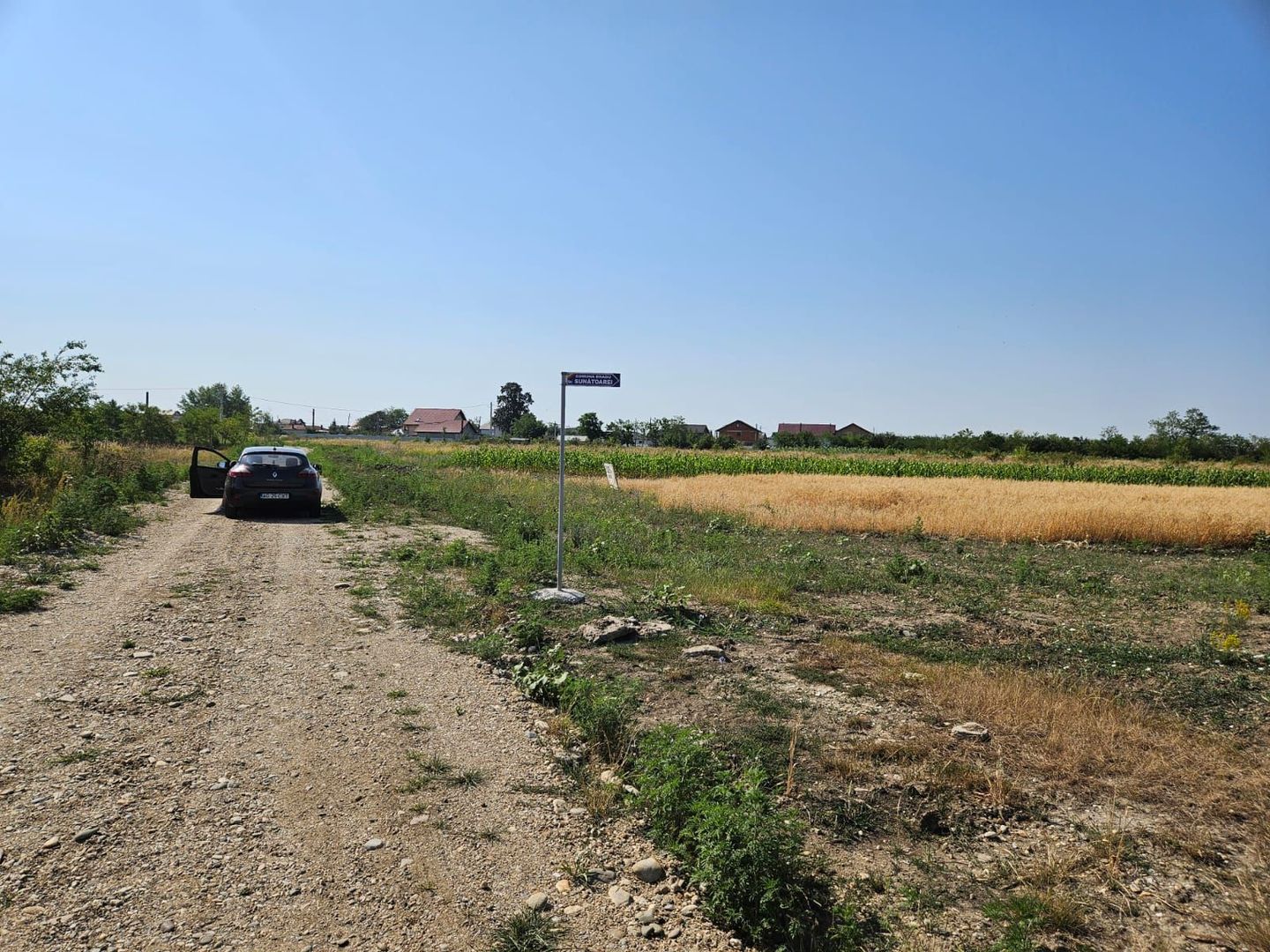 Vând teren intravilan în Bradu - 500 mp - Poză 9