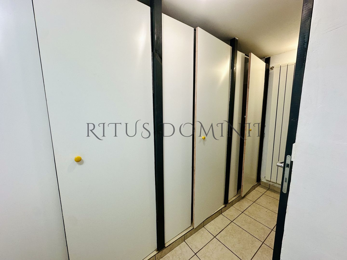 Apartament pentru 10 muncitori la Casa, Nufărul - Poză 6