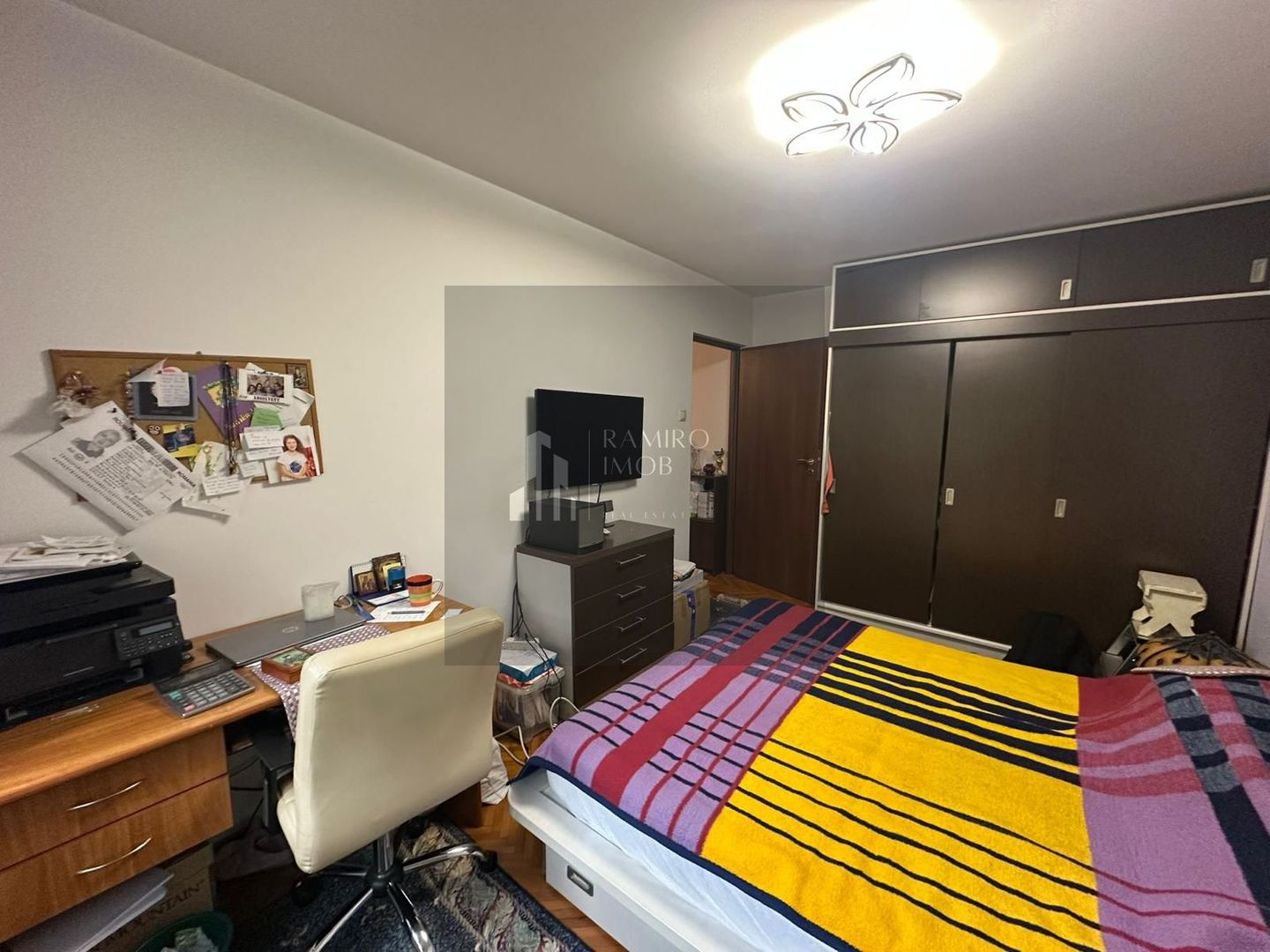 3 camere zona Bd Alexandru Obregia/CENTRALA/PARCARE - Poză 12