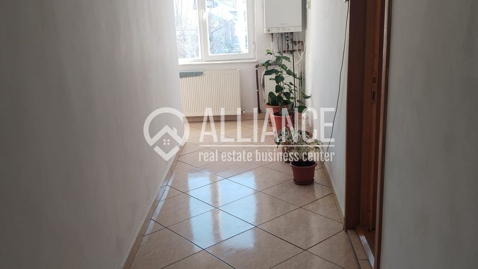 Centru(cod04)-Spatiu birou 70 mp - Poză 6