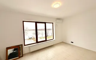 Doua etaje in vila pe malul lacului Grivita birouri rezidential - Poză 12