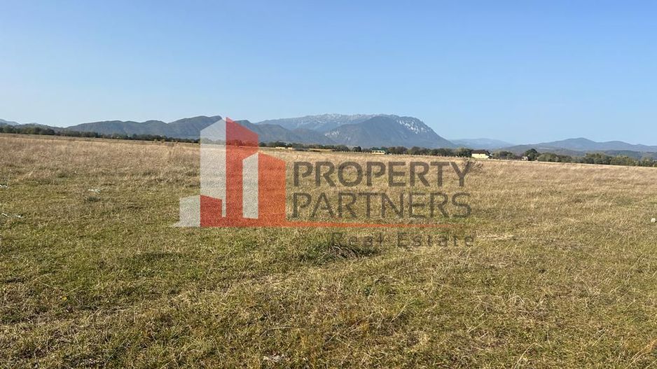 Teren cu deschidere la DN 73A Rasnov langa Kaufland 7300 mp - Poză 3