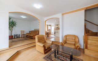 Casă în orașul Pitești - Strada Plopilor - Comision 0 - Poză 10