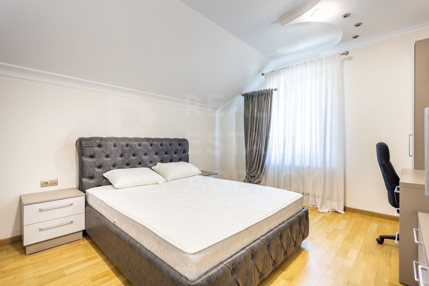 Chirie, casă, 270 mp, strada Grenoble, Botanica - Poză 6