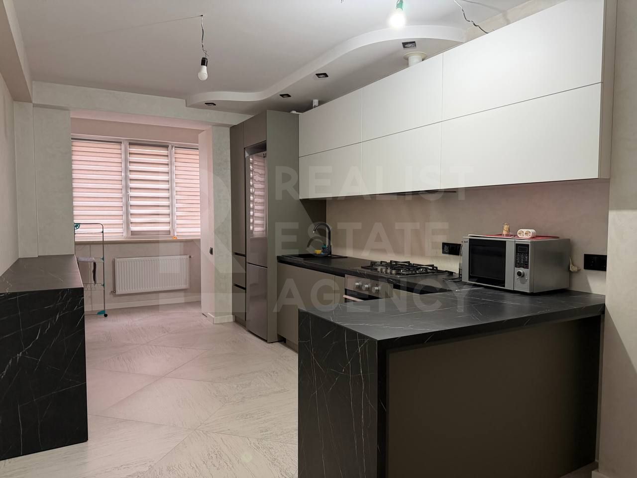 Chirie, apartament, 2 camere, str. Sprîncenoaia, Centru - Poză 2