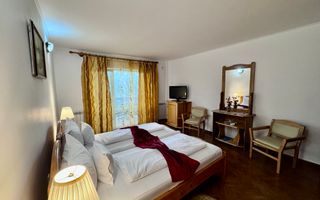 Hotel 20 camere Delta Dunarii 50 m deschidere teren 6000 mp acces auto - Poză 17