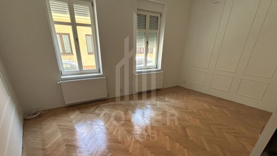 Apartament ULTRACENTRAL de vânzare - Poză 4
