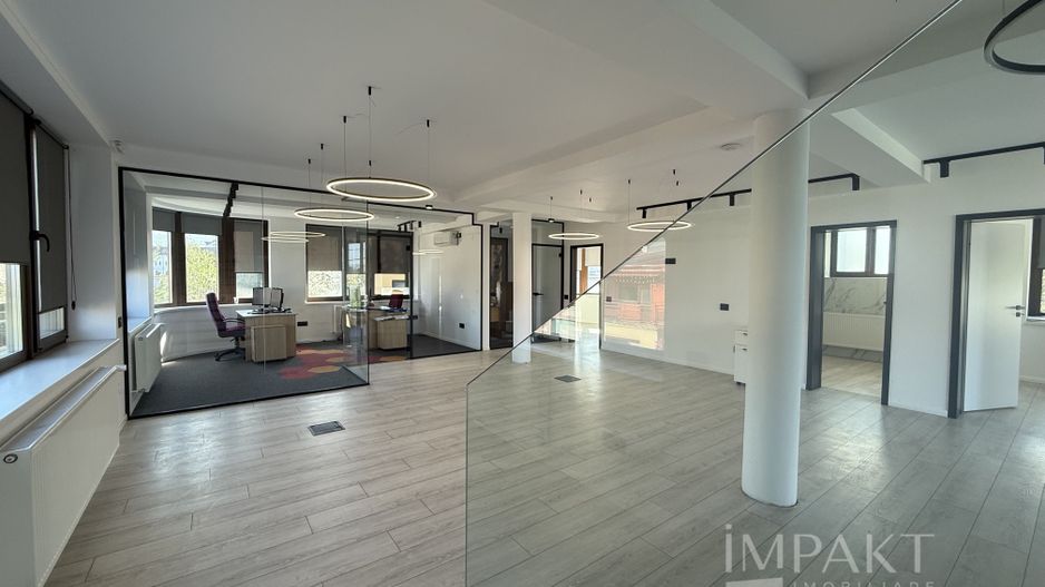 Spatiu de birouri dispus pe 2 niveluri , 225 m2 , Borhanci - Poză 3