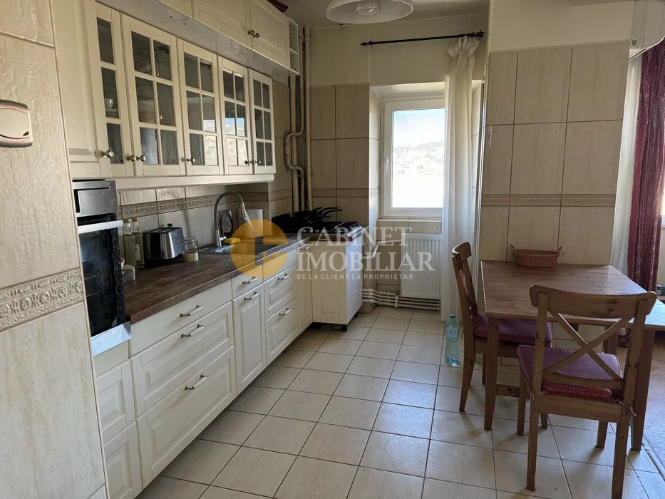 GARA - ARCU - 3 CAMERE DECOMANDAT - Poză 1