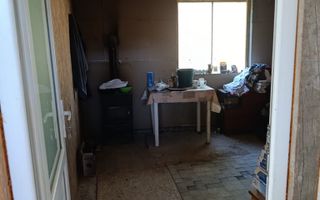 Casă la gri de vânzare – Central, 2800 mp teren - Poză 4