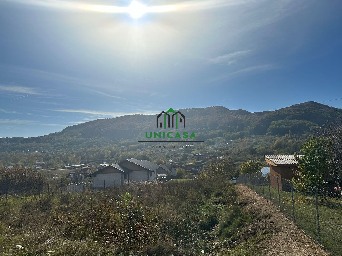 Teren intravilan - 1020 mp - Vladesti Priporu - Poză 2