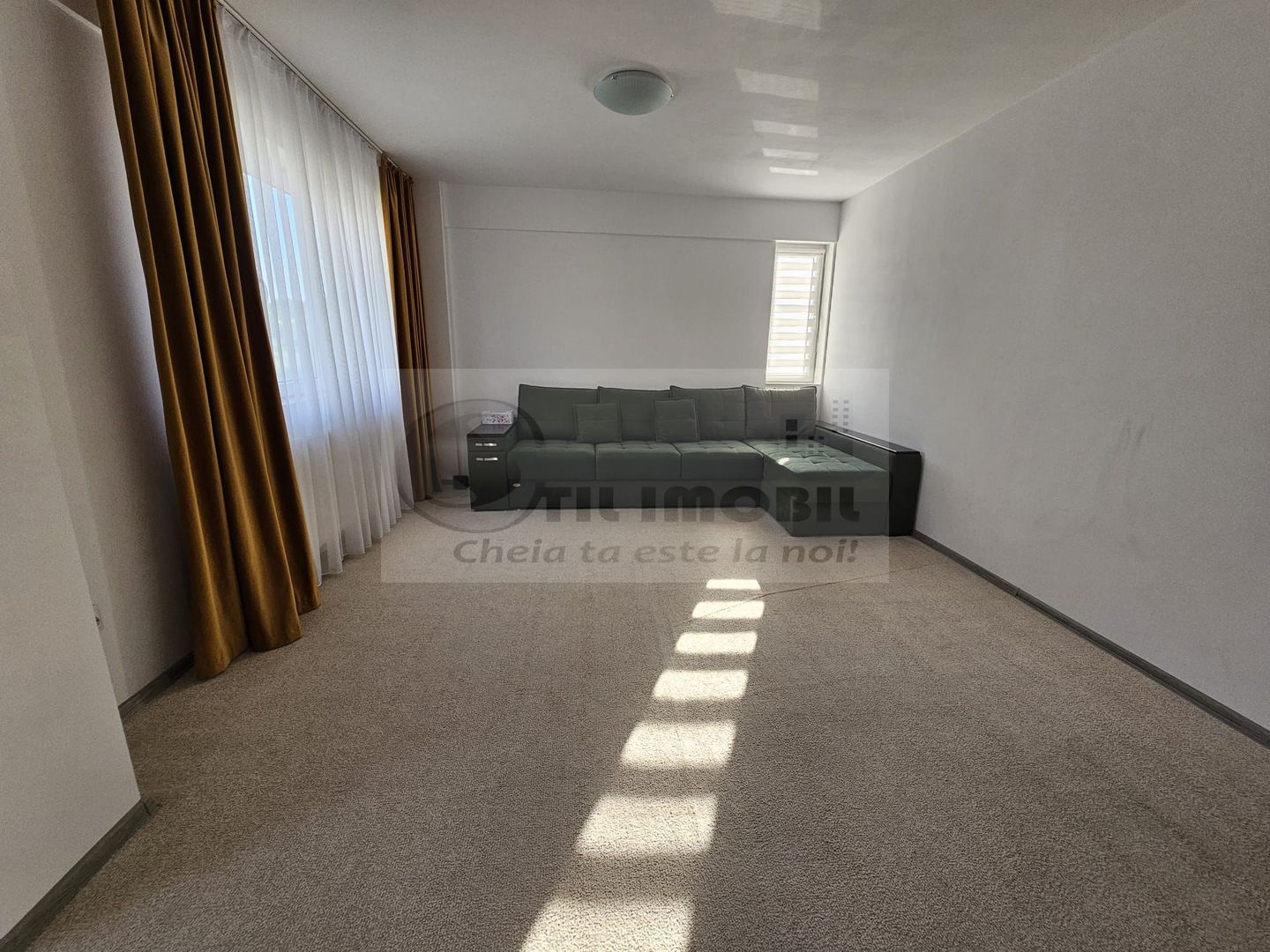 Bucium apartament 3 camere decomandat 145.000 euro - Poză 3