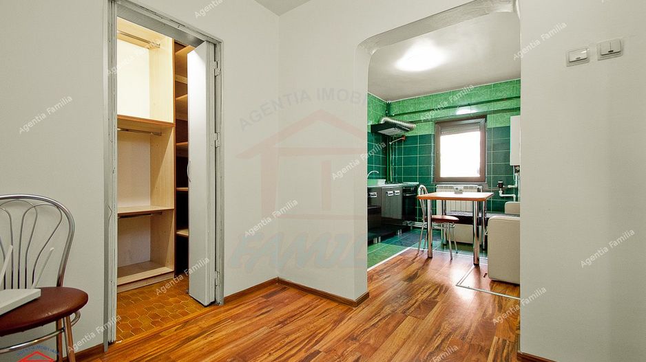Vanzare apartament cu 2 camere, centru( Egreta, bloc din 90''), parter - Poză 13