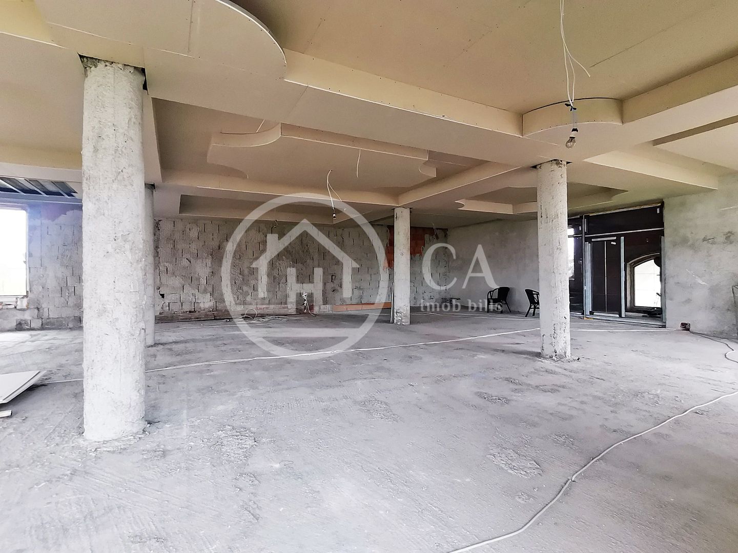 Proprietate speciala de inchiriat D+P+E+M in Calea Aradului, Oradea - Poză 1