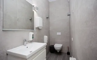 Se oferă oficiu sper chirie 270 mp, str. Petru Rareș, Centru - Poză 41
