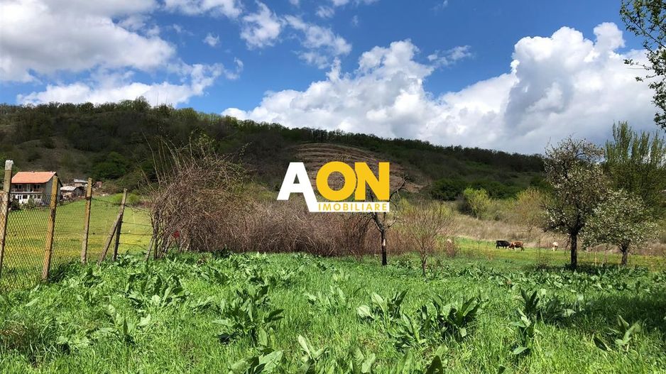 De vanzare teren in zona centrala - Poză 1