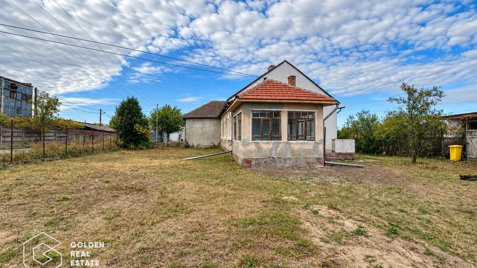 Casa solida cu teren intravilan de 1.555 mp, Sebis, jud. Arad - Poză 16
