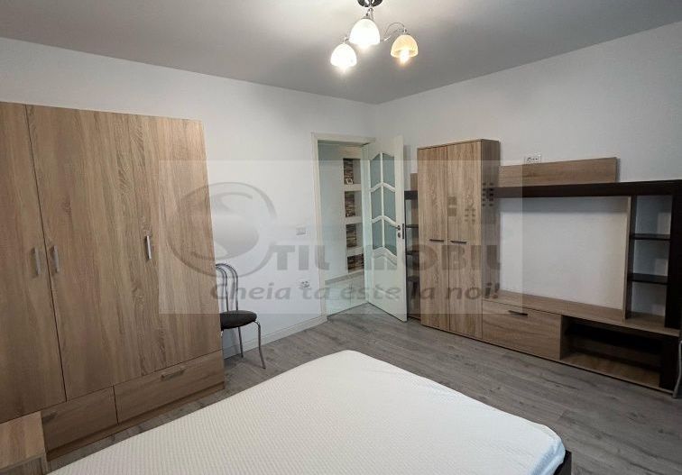 Apartament de închiriat, 3 Camere, Bucium - 402 euro - Poză 4