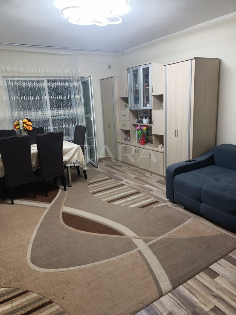Apartament de vânzare - Poză 1