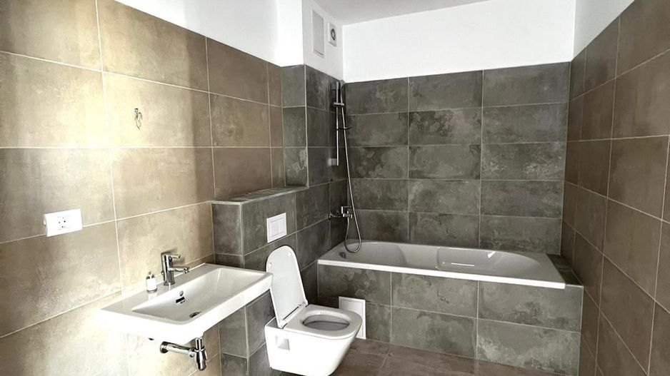 Apartament 2 camere+parcare subterana, zona Telgerafului. - Poză 4