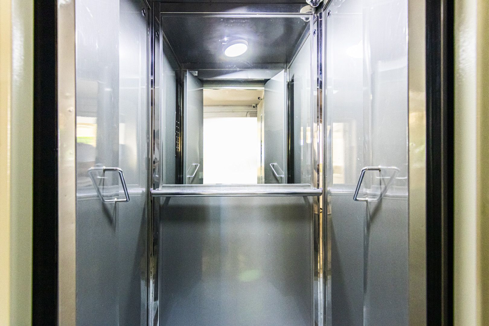 Drumul Taberei - Favorit, 3 camere, 2/10, mobilat, utilat complet, comision 0% - Poză 17