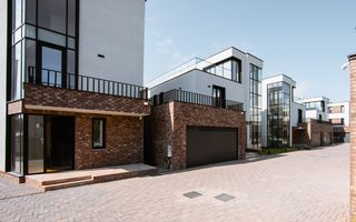 VILA SUPERBĂ CU 4 DORMITOAARE ȘI PISCINA LA INCHIRIERE - Poză 42