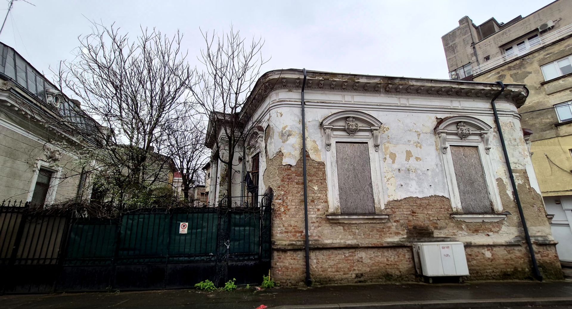 Casa 420,81 mp + teren 566 mp - Ultracentral - Unirii - Poză 2