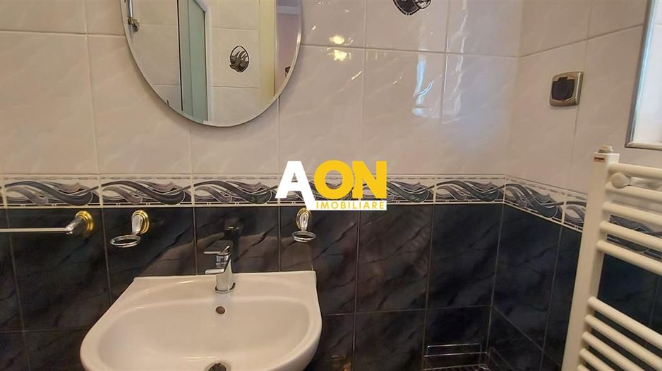 1/2 duplex  5 camere 232 mp teren cu garaj si curte ultracentral - Poză 12