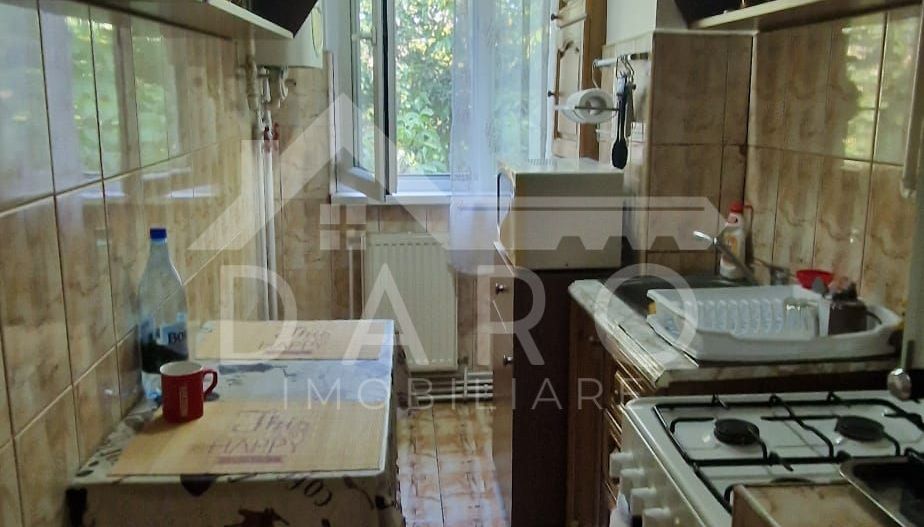 Vand apartament care este situat in cartierul Dambu - Poză 3