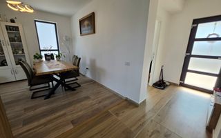 Casa Individuala, 4 Camere, 2 Băi, 250mp Teren - Poză 3