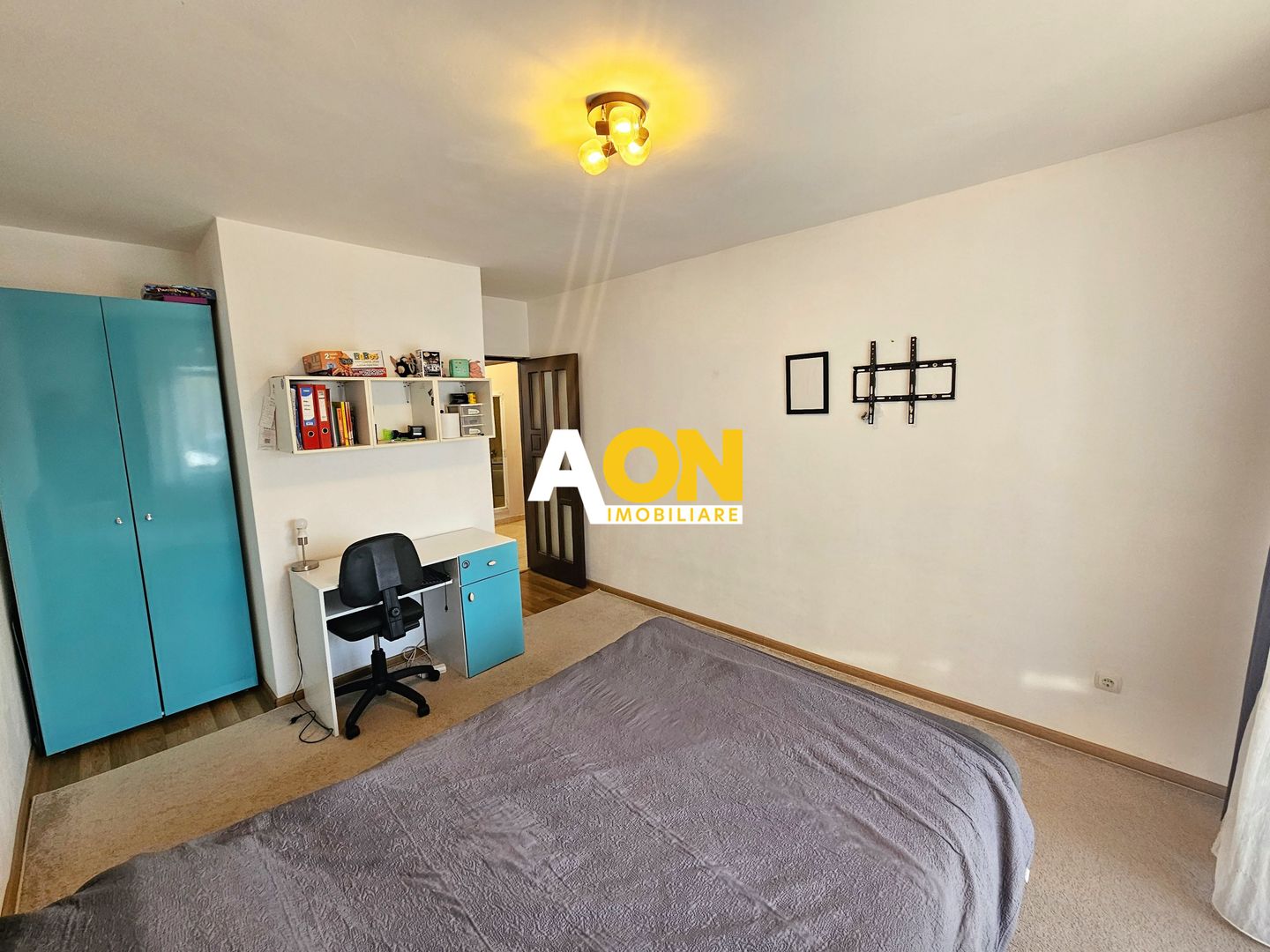 Apartament 3 camere, 75 mp utili, cu terasa 48 mp, boxa 23 mp, Cetate - Poză 13
