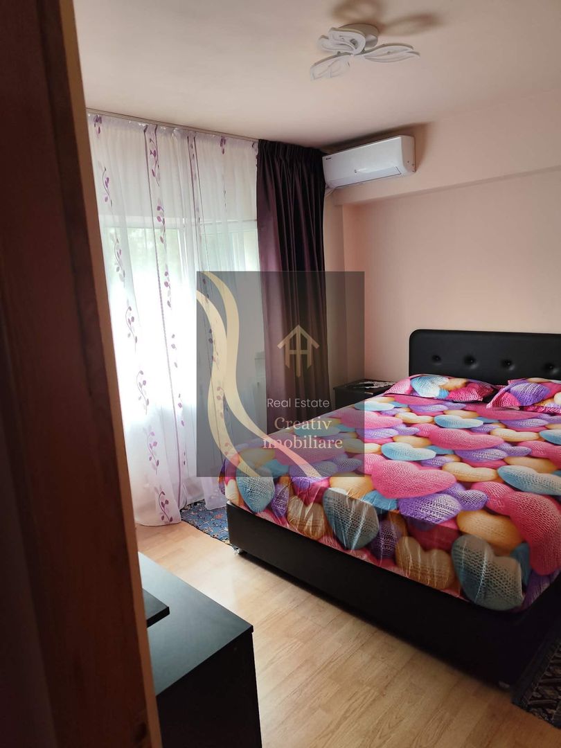 Apartament de vanzare 4 camere - Poză 7