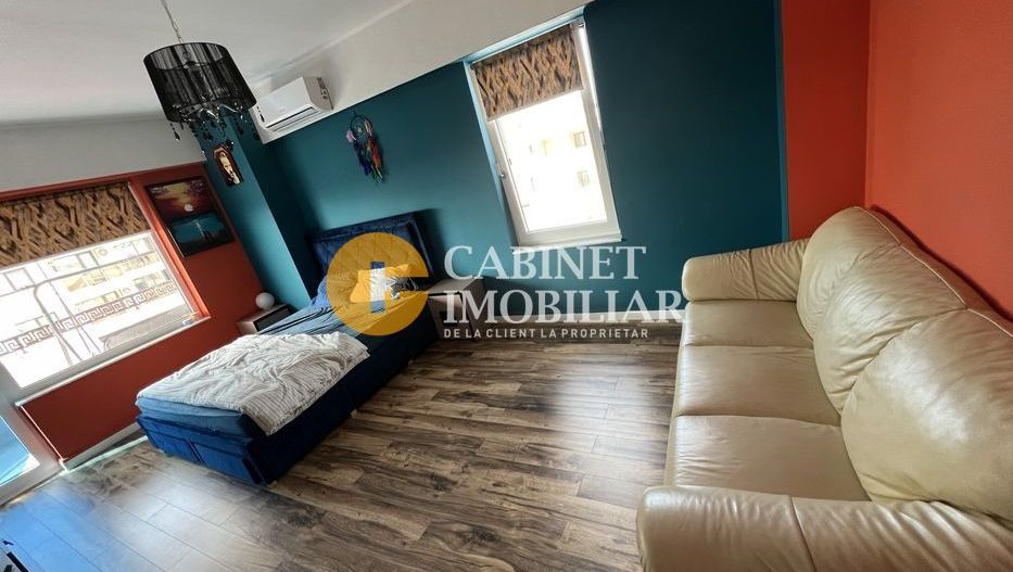 De vânzare apartament 2 camere decomandat – Royal Town, Copou, Iași - Poză 1