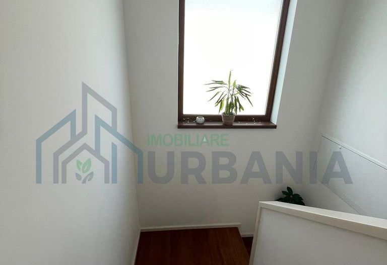 Casă individuală de vânzare în ESQ Village 3, Miroslava - Poză 8