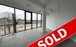 Spațiu de birouri cu o cameră de închiriat în Casa de Cultura, Constanta - Poză 1