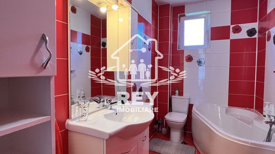 Apartament 3 camere/Etaj 1/Turnișor/Curte Interioară/Loc de parcare - Poză 8