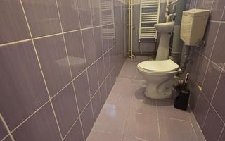 Apartament cu centrala proprie - Poză 6