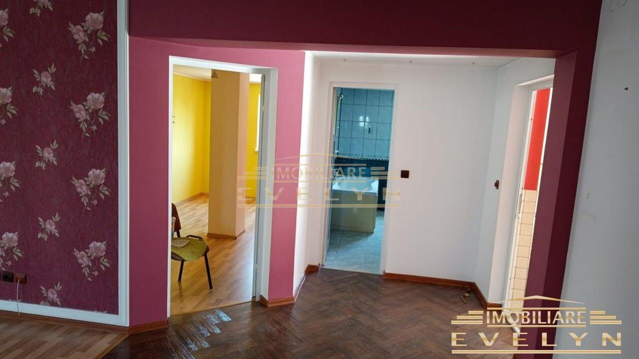 De vanzare spatiu comercial + locuinta + teren, zona Restaurant Tex ( Capat 1 ), pret 265.000 euro! - Poză 4